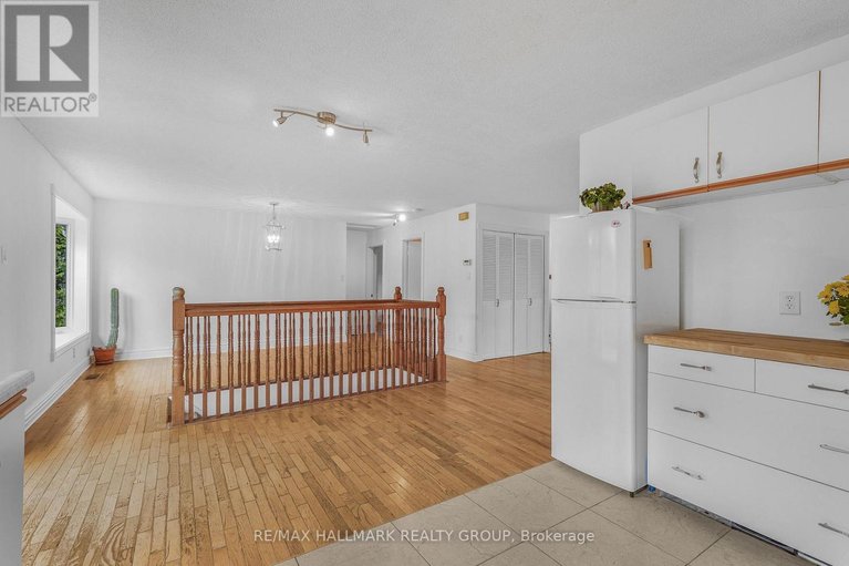 29643565/1-clarence-court/clarencerockland-twp/clarence-rockland/ontario/K4K1K7_14