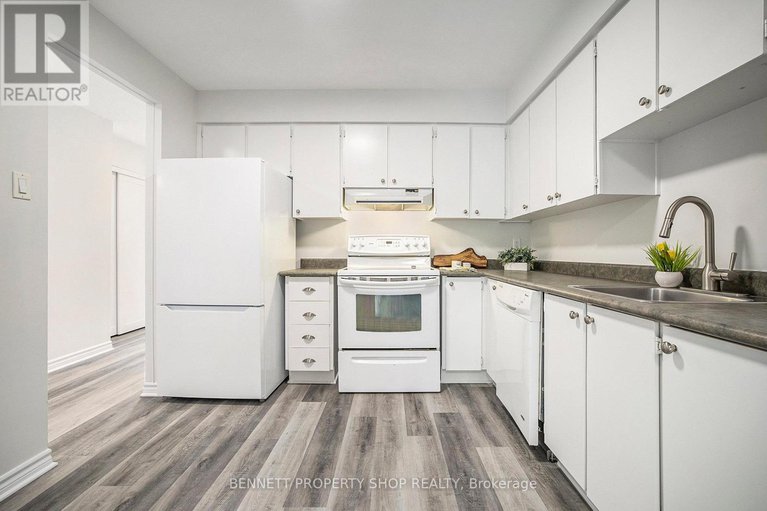28812736/43-clarkson-crescent/katimavik/ottawa/ontario/K2L3C9_10