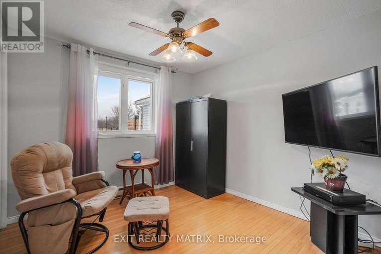 29241507/213-longueuil-street/lorignal/champlain/ontario/K0B1K0_19