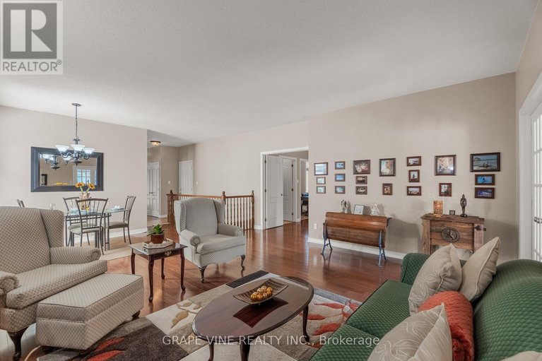 28591080/865-markwick-crescent/notting-hillsummerside/ottawa/ontario/K4A4M7_16