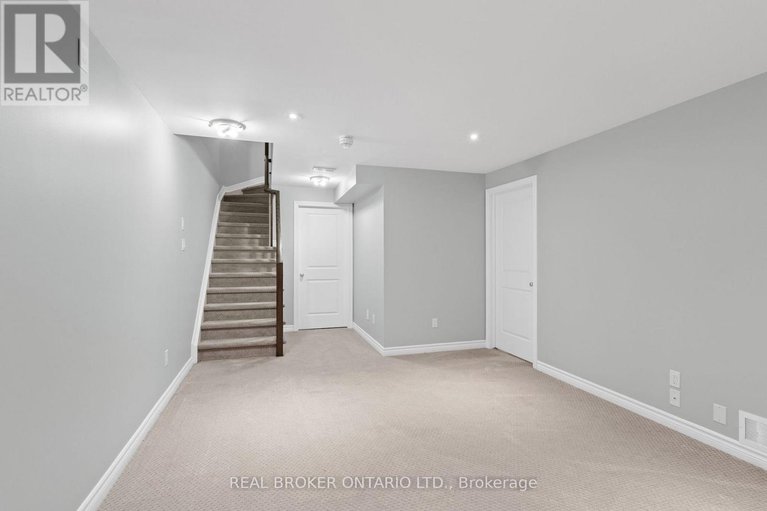 28421576/792-cedar-creek-drive/blossom-parkkemp-parkfindlay-creek/ottawa/ontario/K1T0M6_37