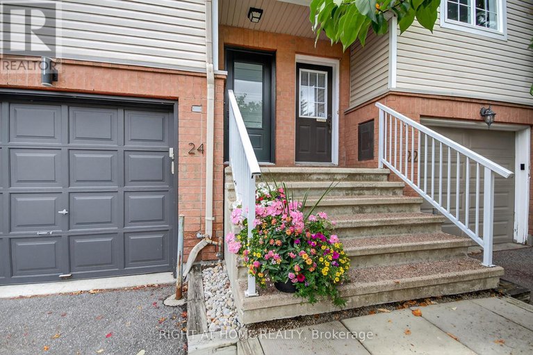 28913725/24-manhattan-crescent/central-park/ottawa/ontario/K2C4B4_2