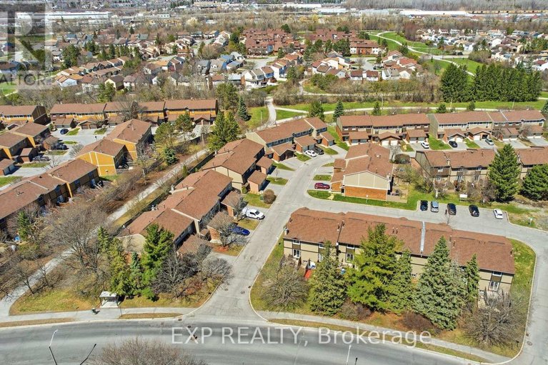 29663235/8-322-robillard-private/hunt-club-parkgreenboro/ottawa/ontario/K1T2V8_45