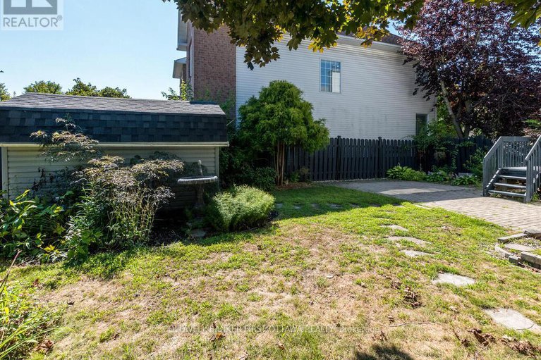 28819200/6101-arbourwood-drive/chapel-hill/ottawa/ontario/K1C7K7_37