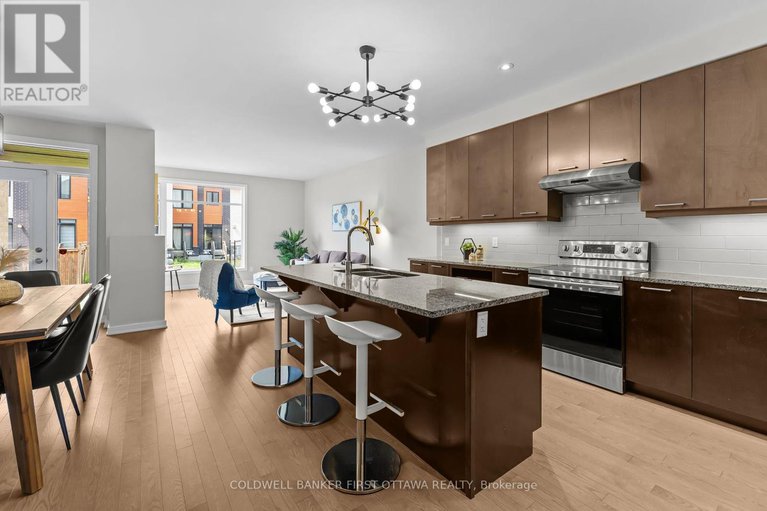 28598402/821-quartet-avenue/riverside-southgloucester-glen/ottawa/ontario/K1X0C4_4