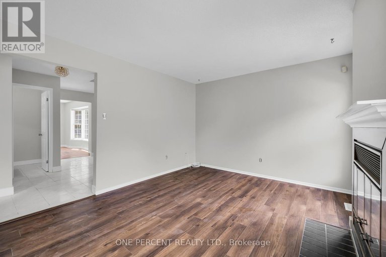 28639527/28-chickasaw-crescent/bridlewood/ottawa/ontario/K2M1M4_6