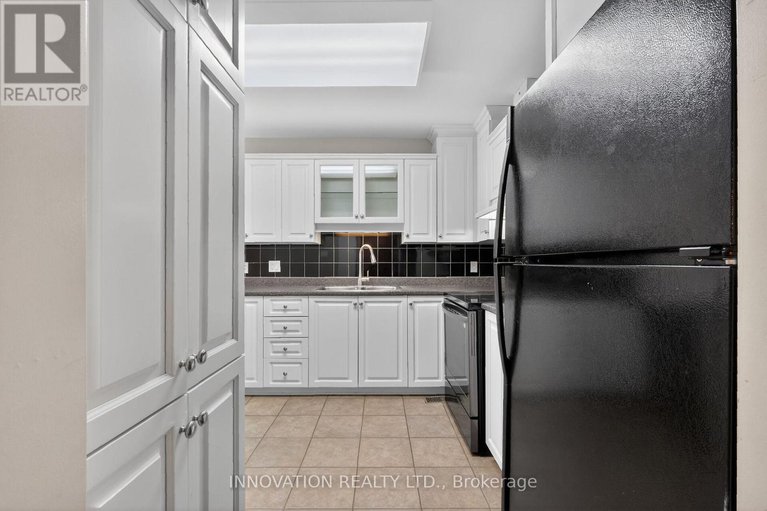 29228848/32-kettleby-street-s/beaverbrook/ottawa/ontario/K2K3C4_12