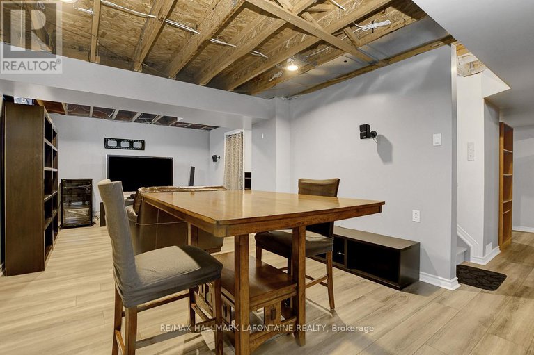 29357706/1721-jersey-street/fallingbrookgardenway-south/ottawa/ontario/K4A4Y6_34