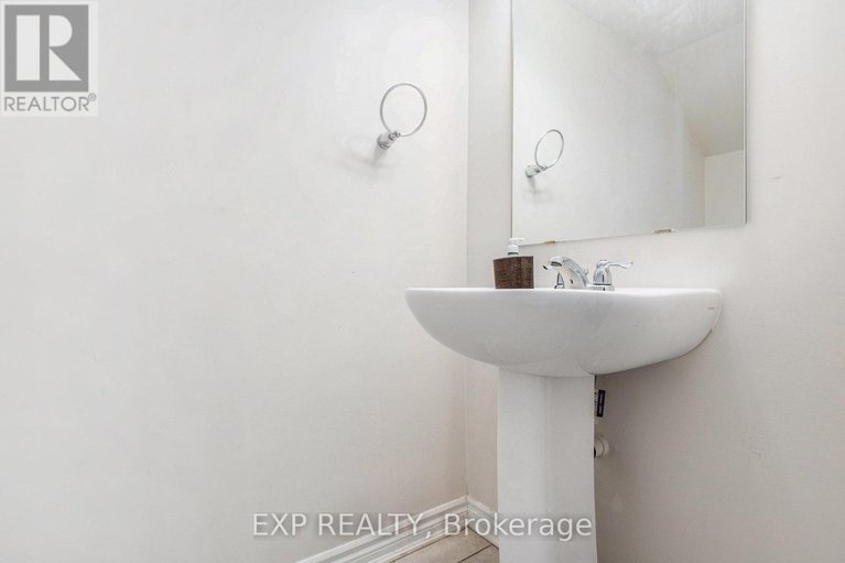 28443378/236-605-nautilus-private/emerald-meadowstrailwest/ottawa/ontario/K2V0S5_10