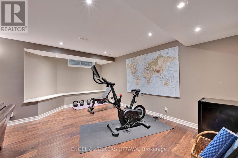 29038838/5-wynridge-place/emerald-meadowstrailwest/ottawa/ontario/K2M2S9_42