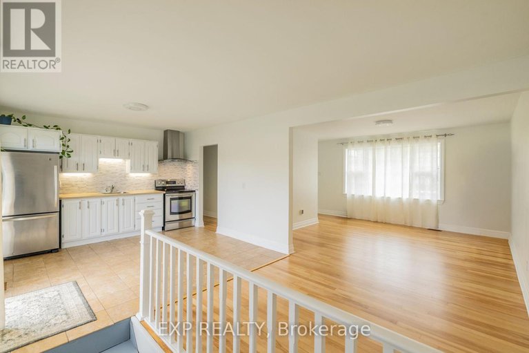 28811439/1954-rosebella-avenue/blossom-parkleitrim/ottawa/ontario/K1T1G7_6