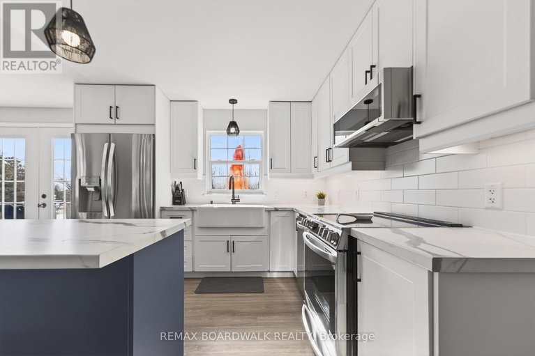 29457728/551-mclachlan-road/mcnabbraeside-twps/mcnabbraeside/ontario/K0A3L0_13