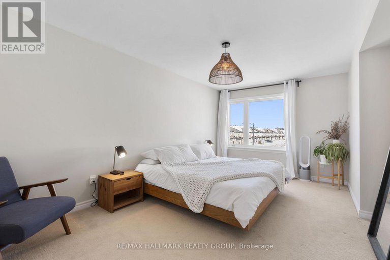 29403447/335-livery-street/emerald-meadowstrailwest/ottawa/ontario/K2V0B4_19