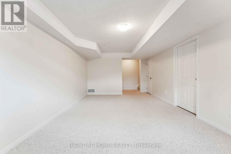 28641995/142-lokoya-street/emerald-meadowstrailwest/ottawa/ontario/K2S0J4_24