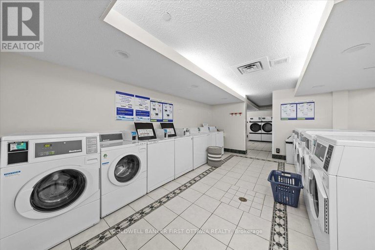 29304966/808-1171-ambleside-drive/woodroffe/ottawa/ontario/K2B8E1_31