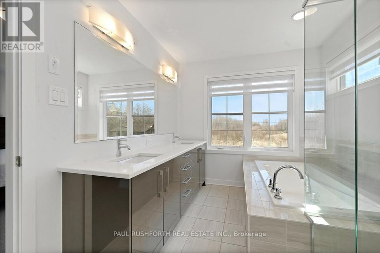 29667355/6483-renaud-road/mer-bleuebradley-estatesanderson-park/ottawa/ontario/K1W0R8_24