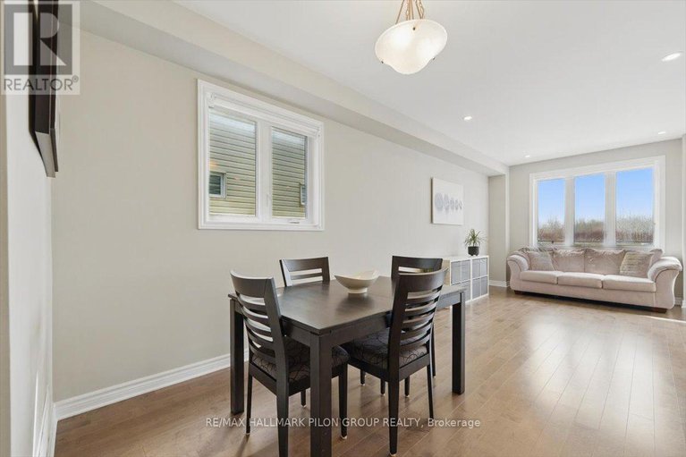 28459225/251-mountain-sorrel-way/avalon-west/ottawa/ontario/K4A1H5_8