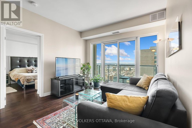27902980/2502-242-rideau-street/sandy-hill/ottawa/ontario/K1N0B7_12