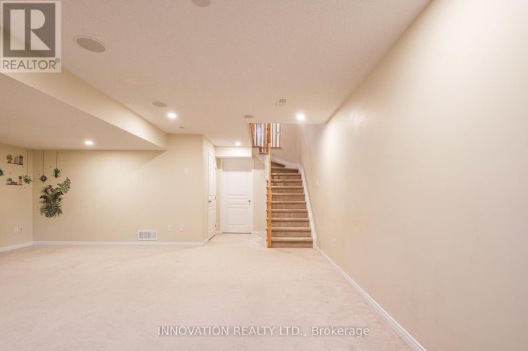 28732188/1609-westhall-way-n/emerald-meadowstrailwest/ottawa/ontario/K2M0G8_31