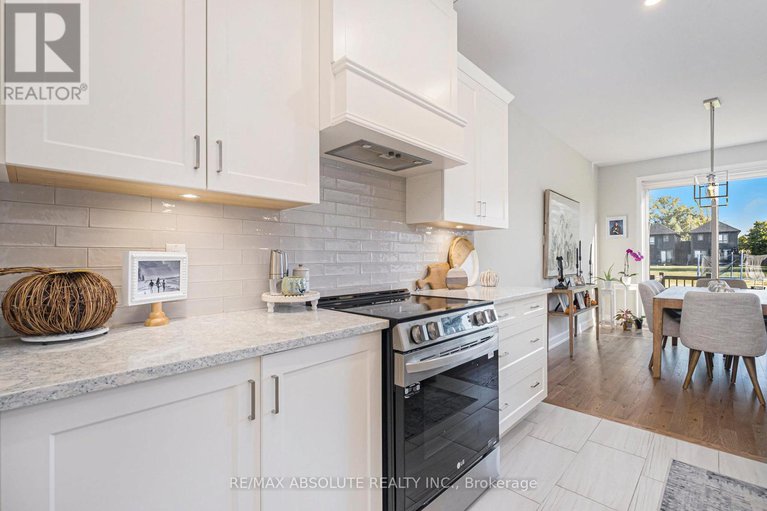 28955191/16b-cockburn-street/richmond/ottawa/ontario/K0A2Z0_9