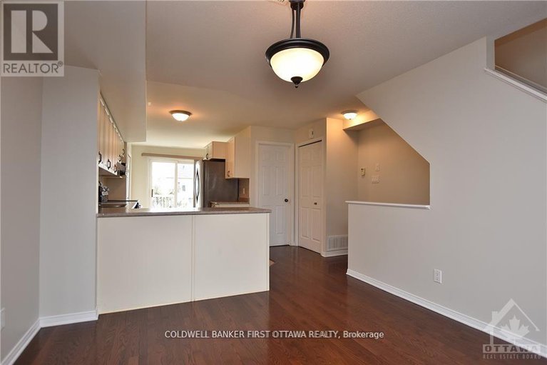 28523424/62-130-berrigan-drive/longfields/ottawa/ontario/K2J0J3_4