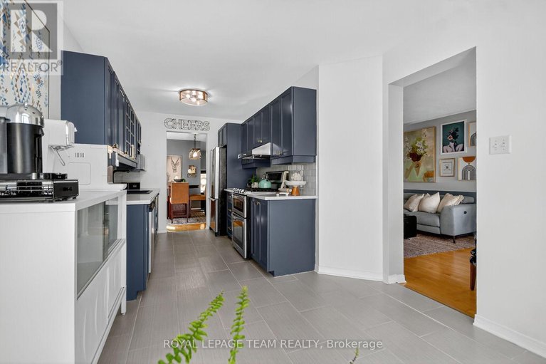 29010557/2001-dunollie-crescent/morgans-grantsouth-march/ottawa/ontario/K2W1H5_17