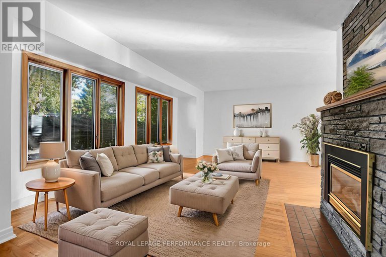 29023236/1394-wesmar-drive/alta-vista/ottawa/ontario/K1H7T5_6