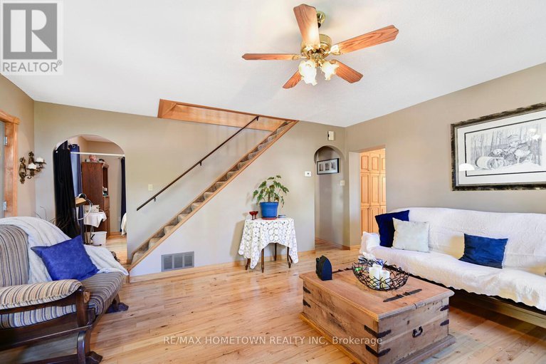 28970416/12402-county-road-18-road/south-dundas-williamsburgh-twp/south-dundas/ontario/K0C2H0_6