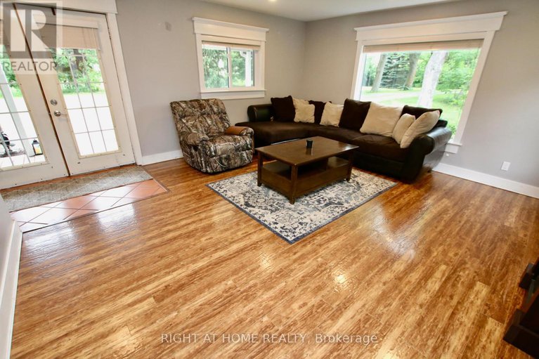 28500319/13928-connaught-road-s/north-dundas-winchester-twp/north-dundas/ontario/K0C1H0_6
