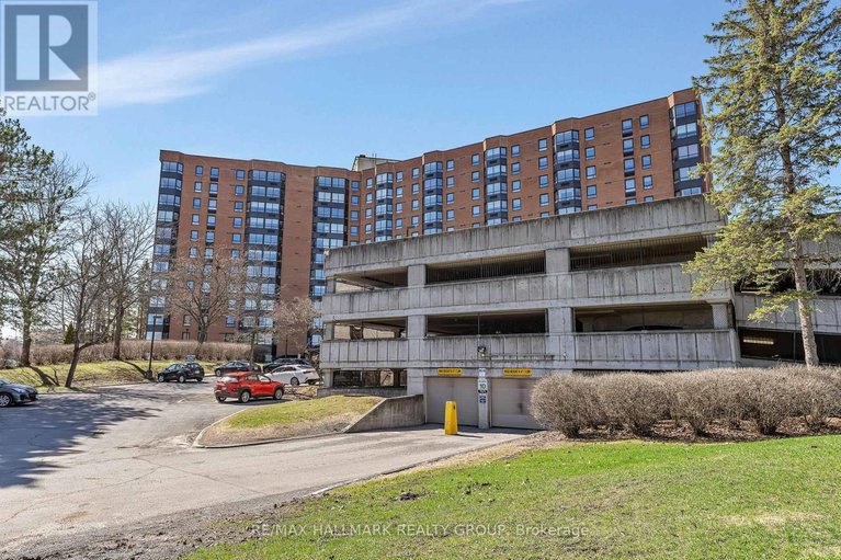 29641177/704-80-sandcastle-drive/leslie-park/ottawa/ontario/K2H9E7_34