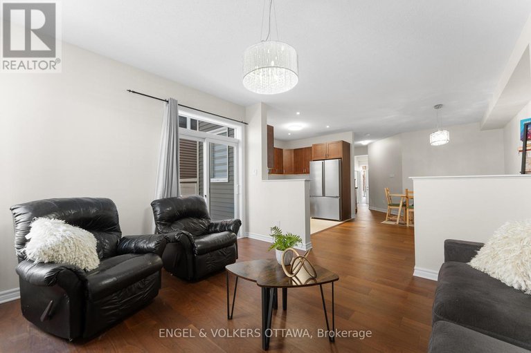 29192697/622-moorpark-avenue/emerald-meadowstrailwest/ottawa/ontario/K2M0B6_17