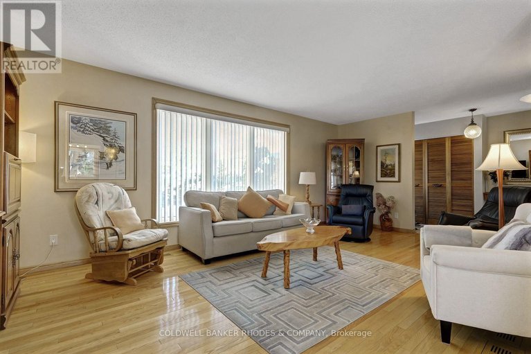 29319583/1550-northdale-street/pineview/ottawa/ontario/K1B4G8_10