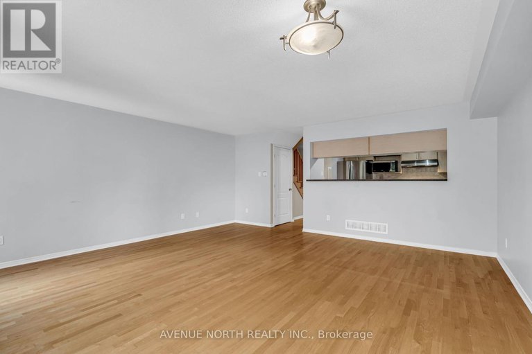 28397095/352-freedom-private/riverview-park/ottawa/ontario/K1G6W4_14