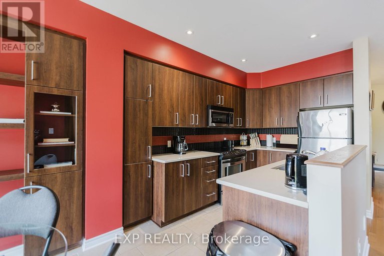 28568800/6083-north-bluff-drive/riverside-southgloucester-glen/ottawa/ontario/K1V2L6_16