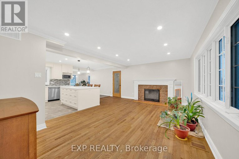 29257796/661-blair-road/rothwell-heights/ottawa/ontario/K1J7M4_12