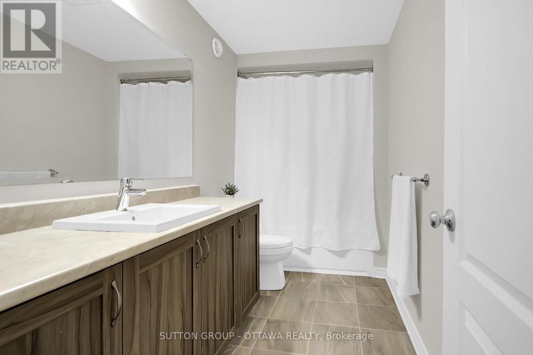 28627249/809-carnelian-crescent/riverside-southgloucester-glen/ottawa/ontario/K1X0A8_45