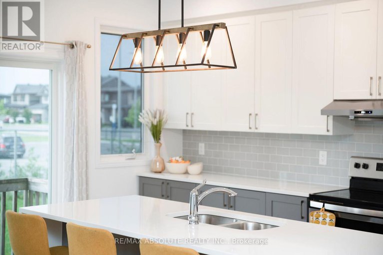 28578833/302-haliburton-heights/emerald-meadowstrailwest/ottawa/ontario/K2S1S3_24