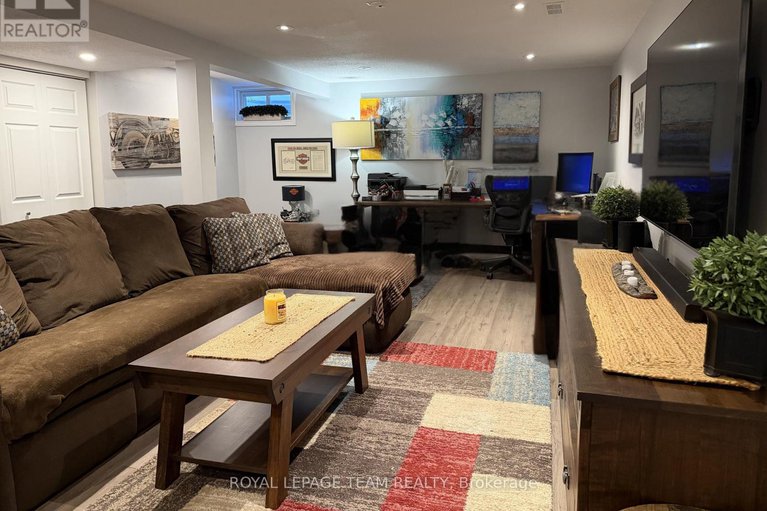 29410034/55-coldstream-drive/munster/ottawa/ontario/K0A3P0_19