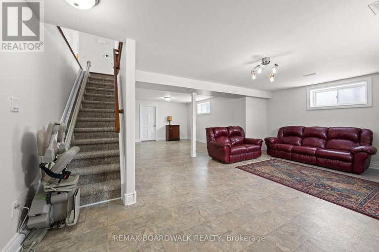 29430722/110-templeton-court/kemptville/north-grenville/ontario/K0G1J0_22