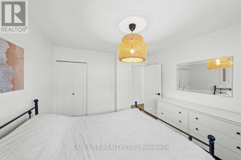 29604782/756-dickens-avenue/elmvale-acres/ottawa/ontario/K1G2X8_21