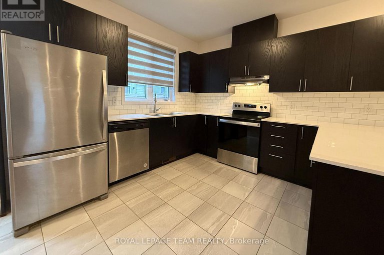 29028523/303-canadensis-lane/half-moon-bay/ottawa/ontario/K2J6X8_6