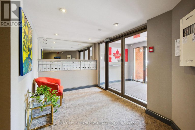 28530021/104-295-gilmour-street/ottawa-centre/ottawa/ontario/K2P0P7_3