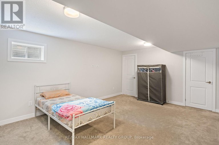 28629018/243-surface-lane/half-moon-bay/ottawa/ontario/K2J6X9_18