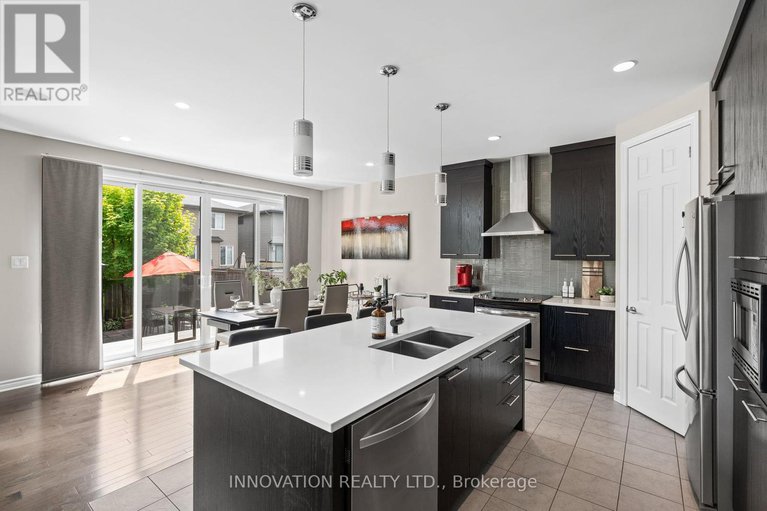 28614643/239-balikun-heights/emerald-meadowstrailwest/ottawa/ontario/K2V0A4_13