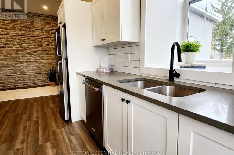 29461393/7794-county-road-21-road/augusta-twp/augusta/ontario/K0E1X0_15