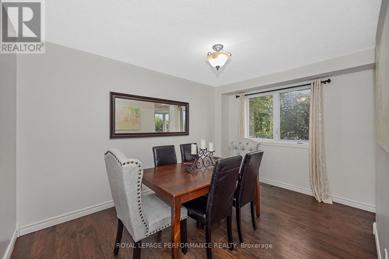 28901939/461-duvernay-drive/queenswood-heights-south/ottawa/ontario/K1E2N7_8
