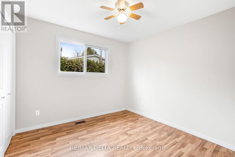 28617212/68-boyd-street/vankleek-hill/champlain/ontario/K0B1R0_11