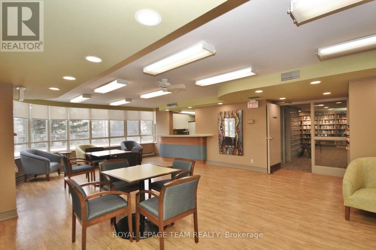 28975541/1008-100-grant-carman-drive/borden-farmstewart-farmcarleton-heightsparkwood-hills/ottawa/ontario/K2E8B8_20