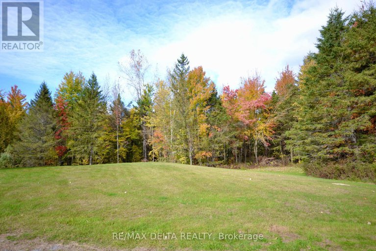 28097892/3888-schnupp-road/clarencerockland-twp/clarence-rockland/ontario/K0A1E0_36