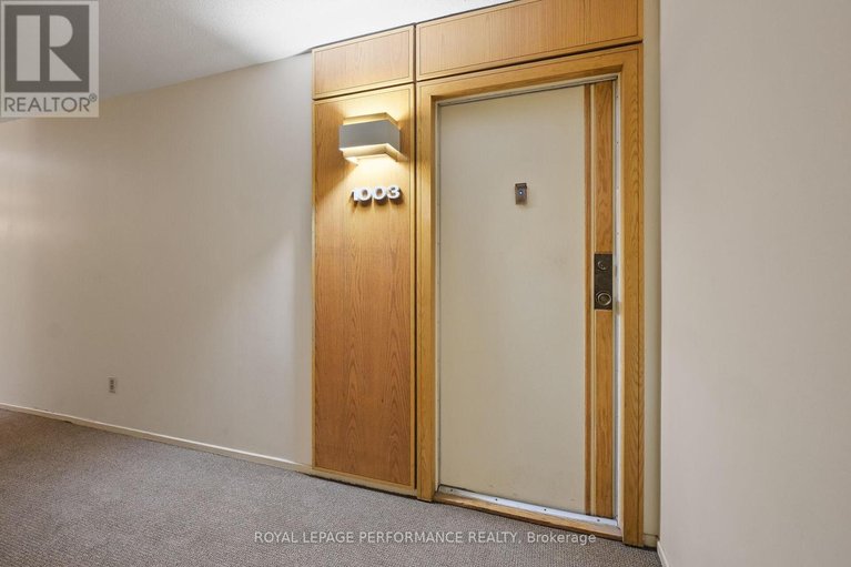 29666803/1003-71-somerset-street-w/ottawa-centregolden-triangle/ottawa/ontario/K2P2G2_7